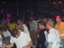 Dateiname : blacknight_q-palace 080.jpg
DateigrĂśĂe : 47KB
Abmessungen : 600x450
hinzugefĂźgt am : 21.Oktober 2004 blacknight_q-palace 080.jpg